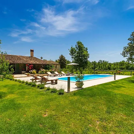 Valade Holiday home *